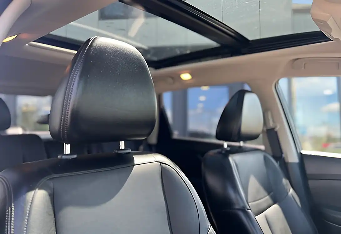 Used 2018 Nissan X-Trail Tekna Gun Metal Grey Metallic - Interior and Exterior details 14