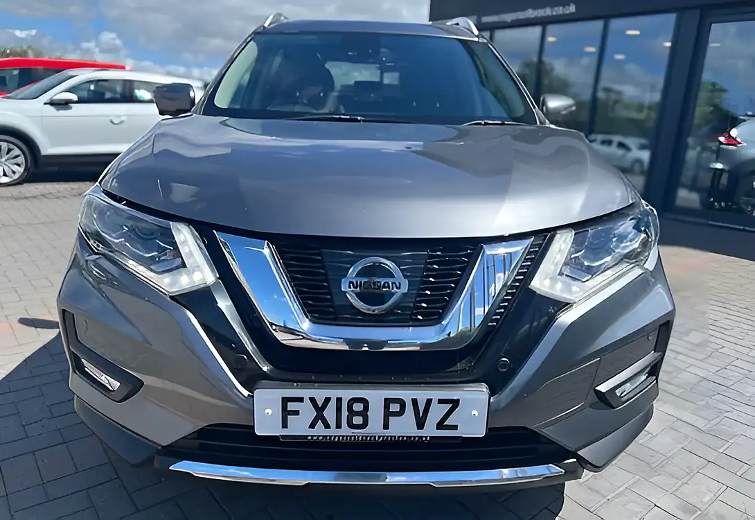 Used 2018 Nissan X-Trail Tekna Gun Metal Grey Metallic - Interior and Exterior details 3