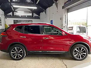 Used 2018 Nissan X-Trail Tekna Red - Interior and Exterior details 10