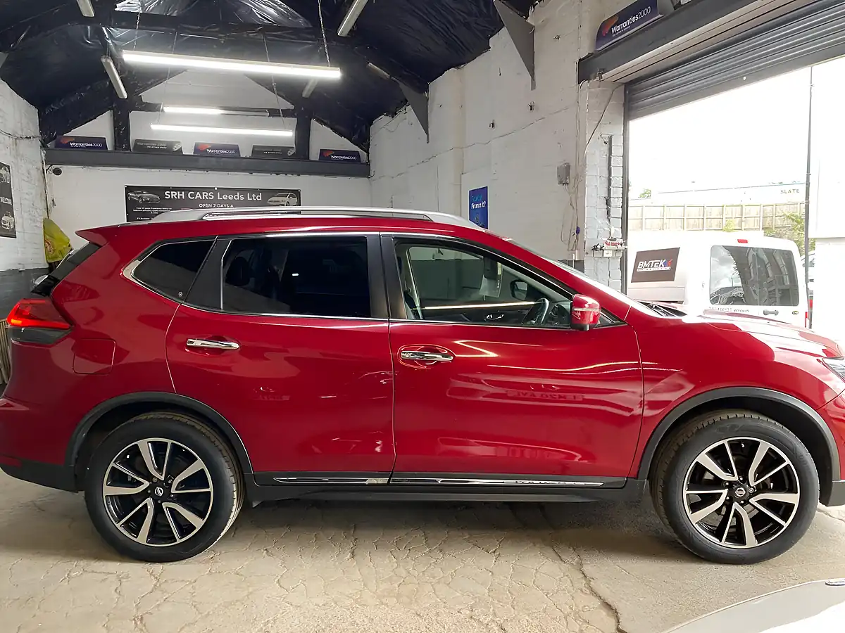 Used 2018 Nissan X-Trail Tekna Red - Interior and Exterior details 10