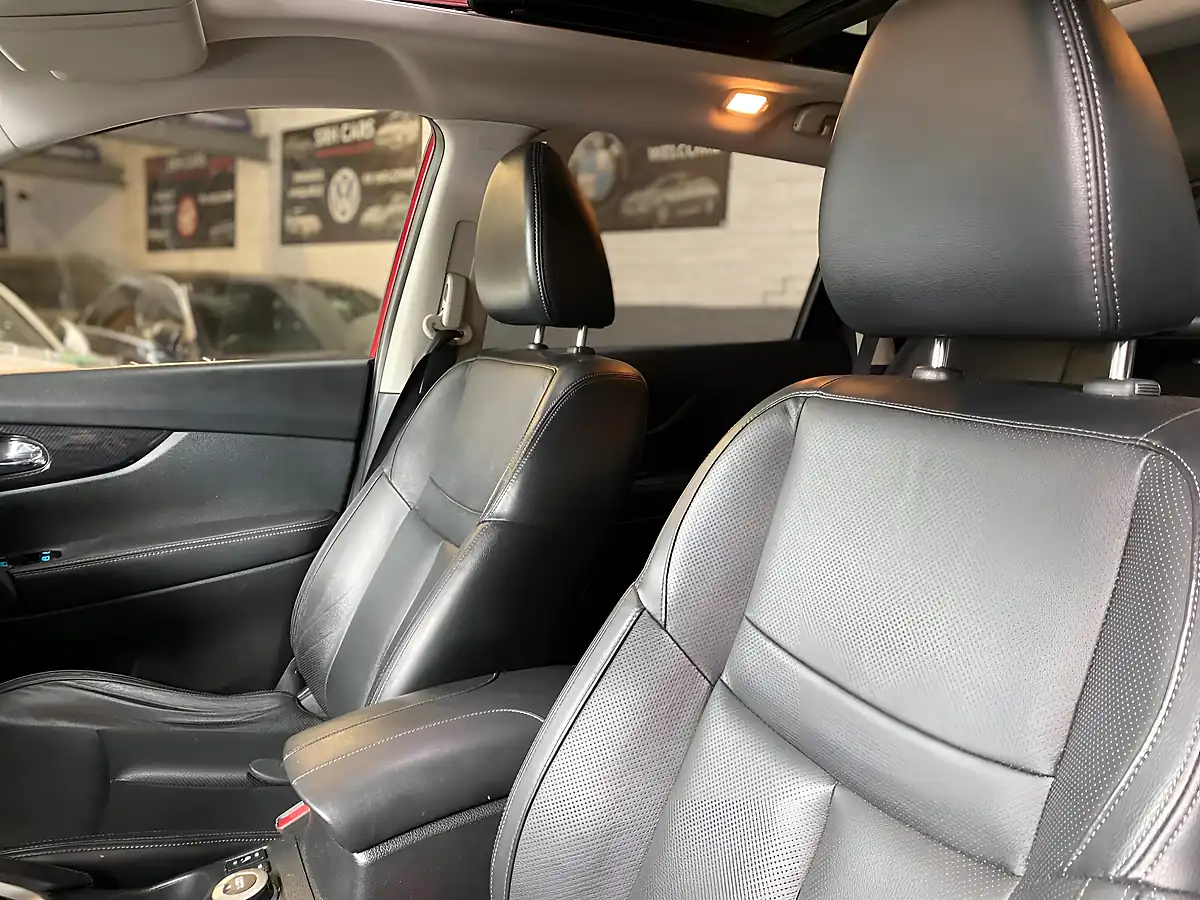 Used 2018 Nissan X-Trail Tekna Red - Interior and Exterior details 18