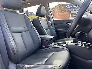 Used 2018 Nissan X-Trail Tekna Silver - Interior and Exterior details 14