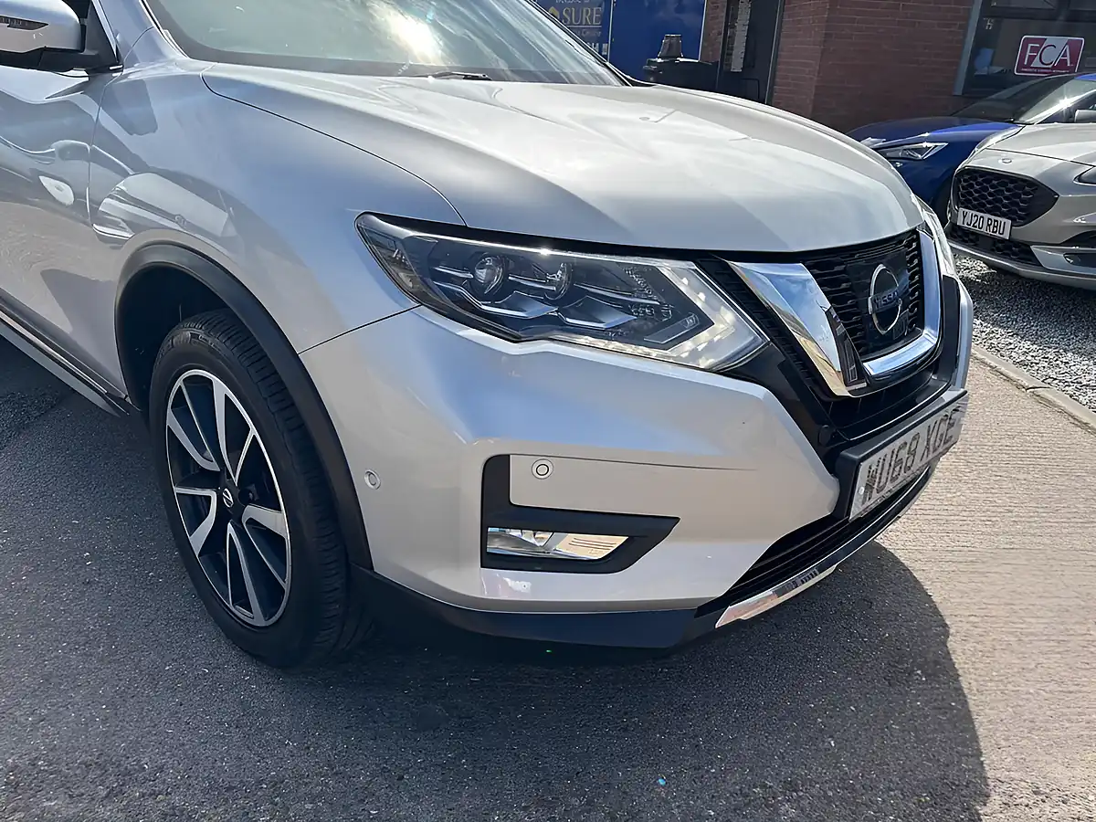 Used 2018 Nissan X-Trail Tekna Silver - Interior and Exterior details 2