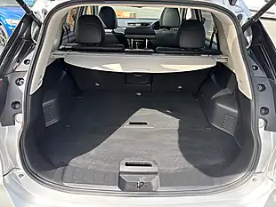 Used 2018 Nissan X-Trail Tekna Silver - Interior and Exterior details 20
