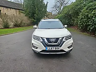 Used 2018 Nissan X-Trail Tekna White - Interior and Exterior details 16