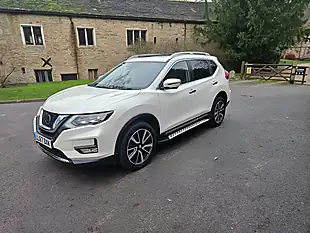 Used 2018 Nissan X-Trail Tekna White - Interior and Exterior details 18