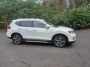 Used 2018 Nissan X-Trail Tekna White - Interior and Exterior details 4