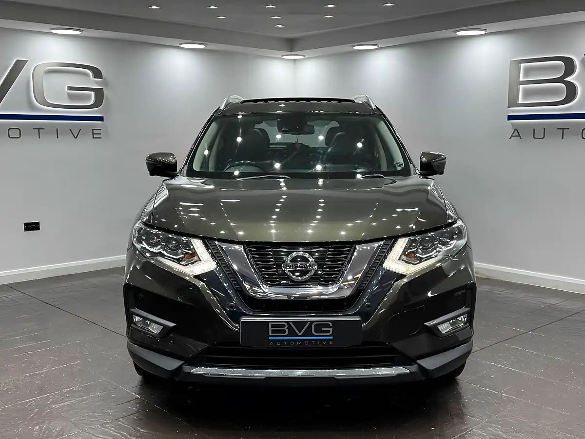 Used 2018 Nissan X-Trail Tekna Xtron Green - Interior and Exterior details 4