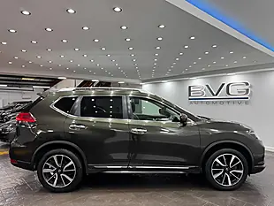 Used 2018 Nissan X-Trail Tekna Xtron Green - Interior and Exterior details 7