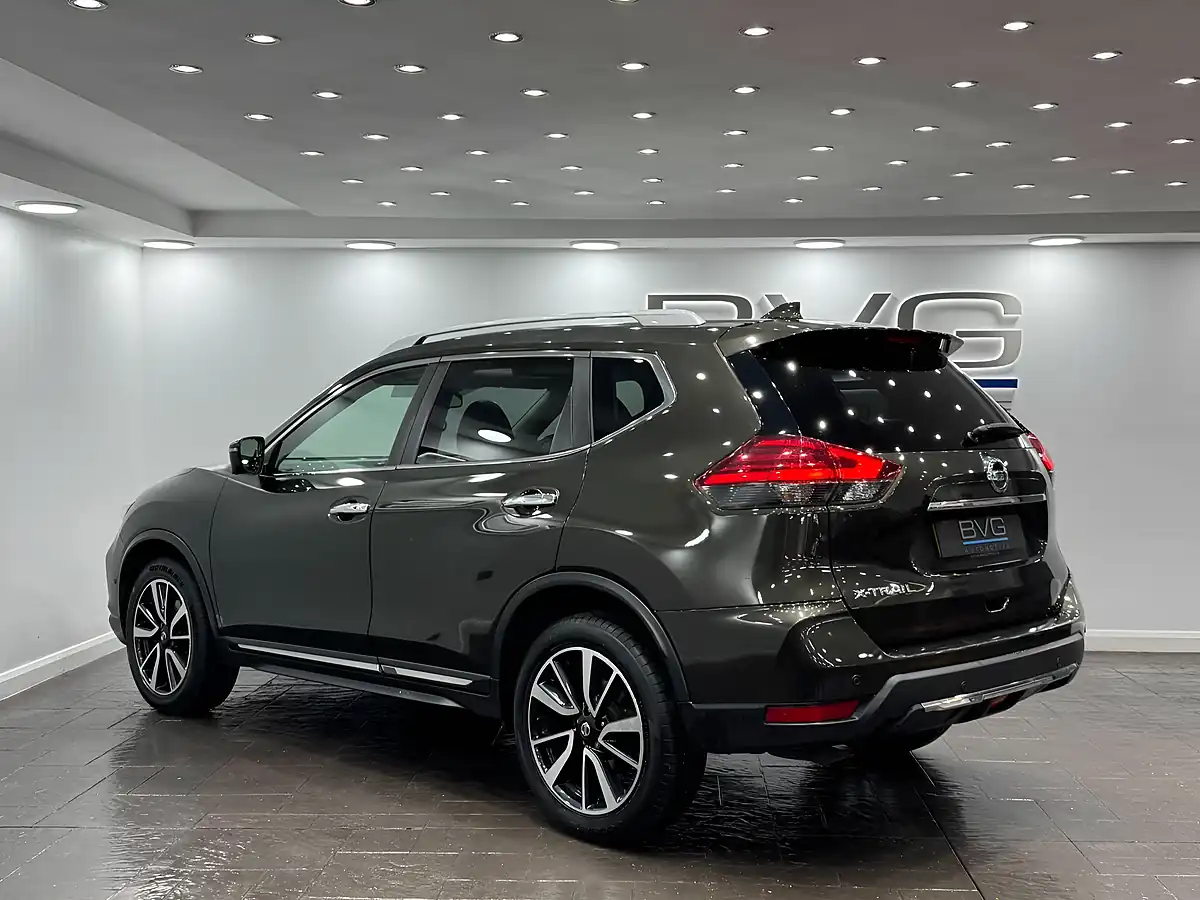 Used 2018 Nissan X-Trail Tekna Xtron Green - Interior and Exterior details 9