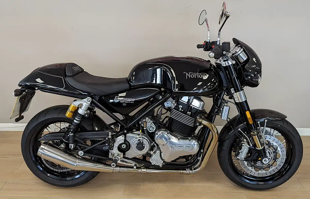 Used 2018 Norton Commando 961 California 50th Anniversary (mkii) Black - Front View