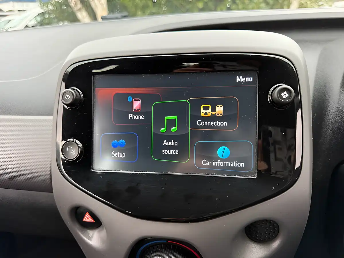 Used 2018 Peugeot 108 Active Edition White - Interior and Exterior details 8