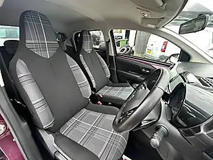 Used 2018 Peugeot 108 Allure Purple - Interior and Exterior details 13