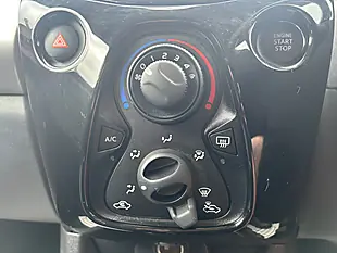 Used 2018 Peugeot 108 Allure Purple - Interior and Exterior details 17