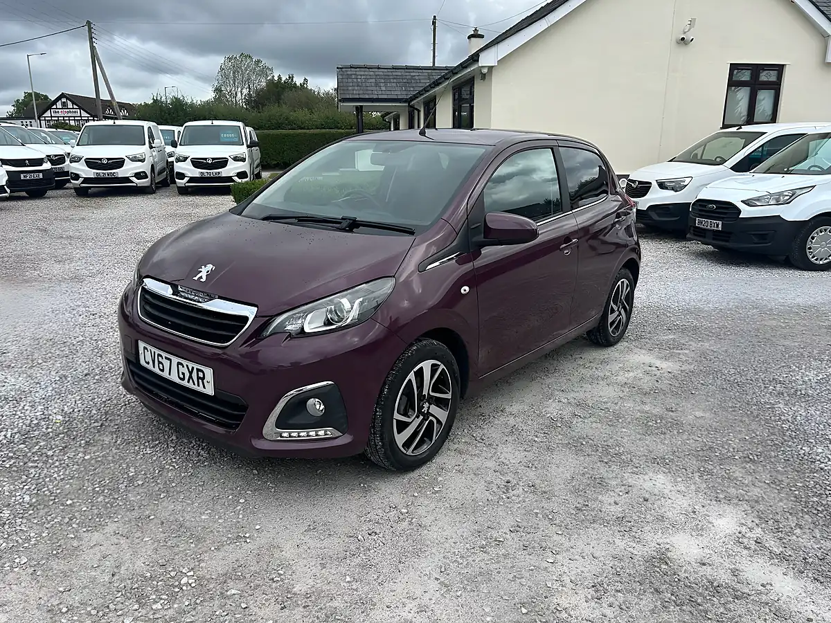 Used 2018 Peugeot 108 Allure Purple - Interior and Exterior details 4