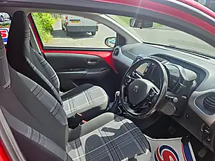 Used 2018 Peugeot 108 Allure Red - Interior and Exterior details 13