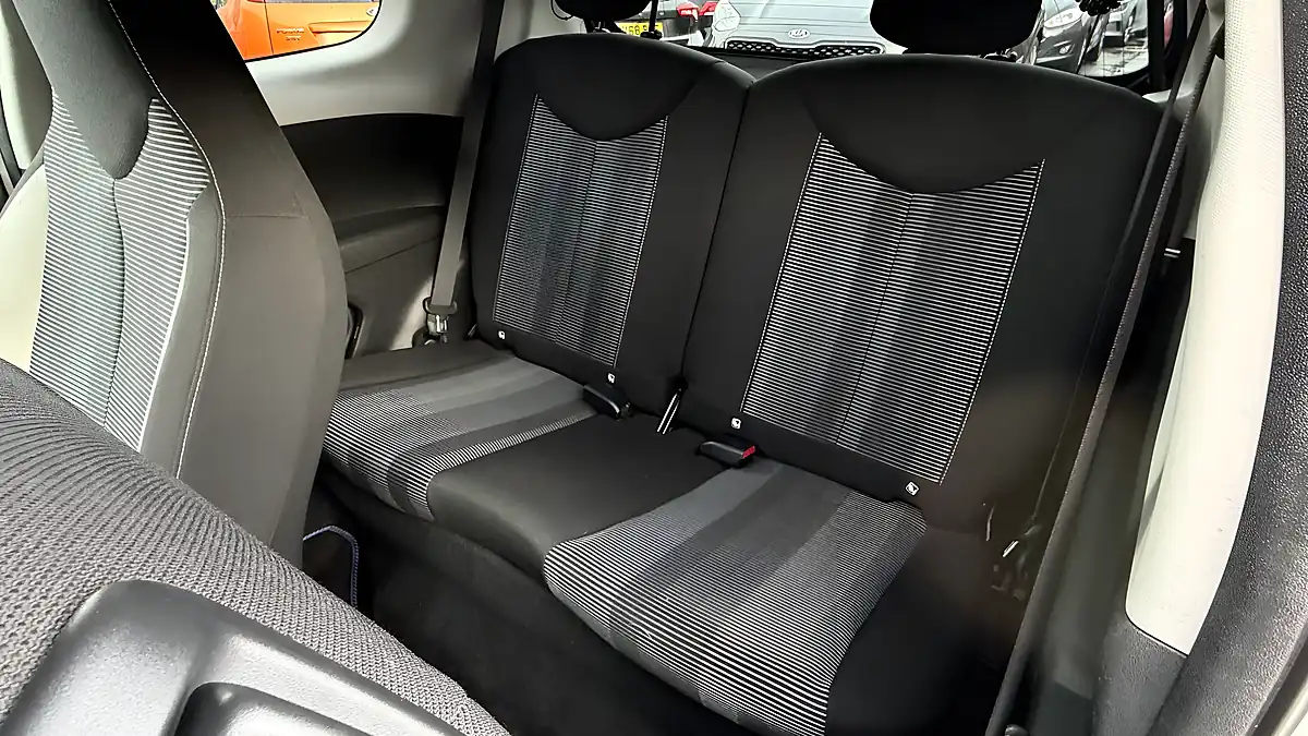 Used 2018 Peugeot 108 Collection White - Interior and Exterior details 18