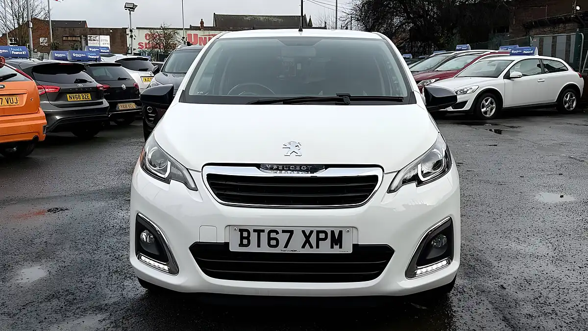 Used 2018 Peugeot 108 Collection White - Interior and Exterior details 8