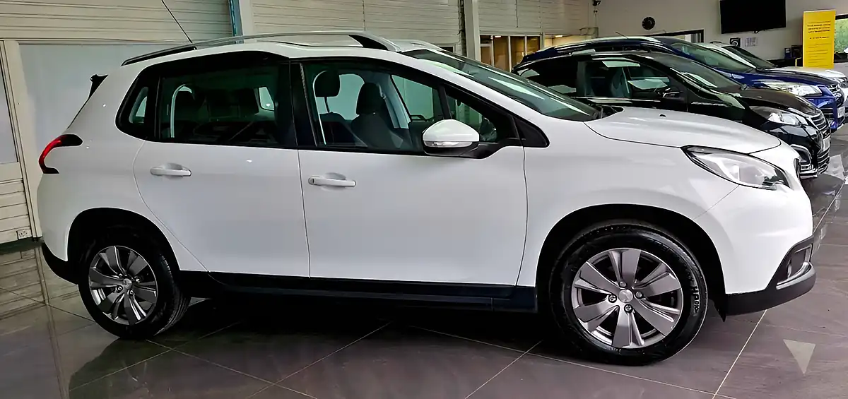 Used 2018 Peugeot 2008 Active White - Interior and Exterior details 6
