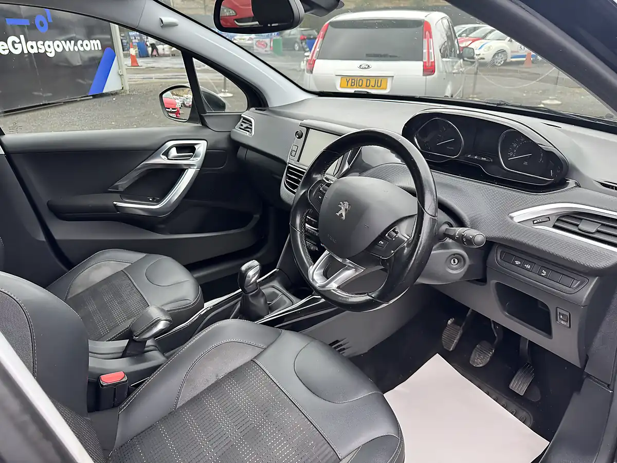 Used 2018 Peugeot 2008 Allure Black - Interior and Exterior details 10