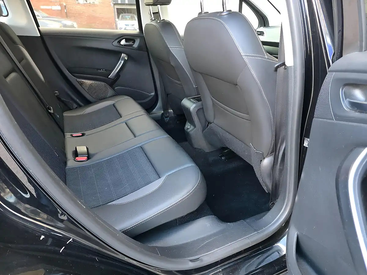 Used 2018 Peugeot 2008 Allure Black - Interior and Exterior details 11
