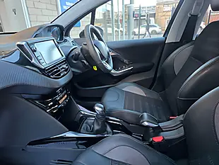 Used 2018 Peugeot 2008 Allure Black - Interior and Exterior details 14