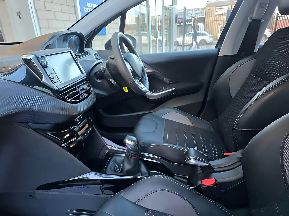Used 2018 Peugeot 2008 Allure Black - Interior and Exterior details 14