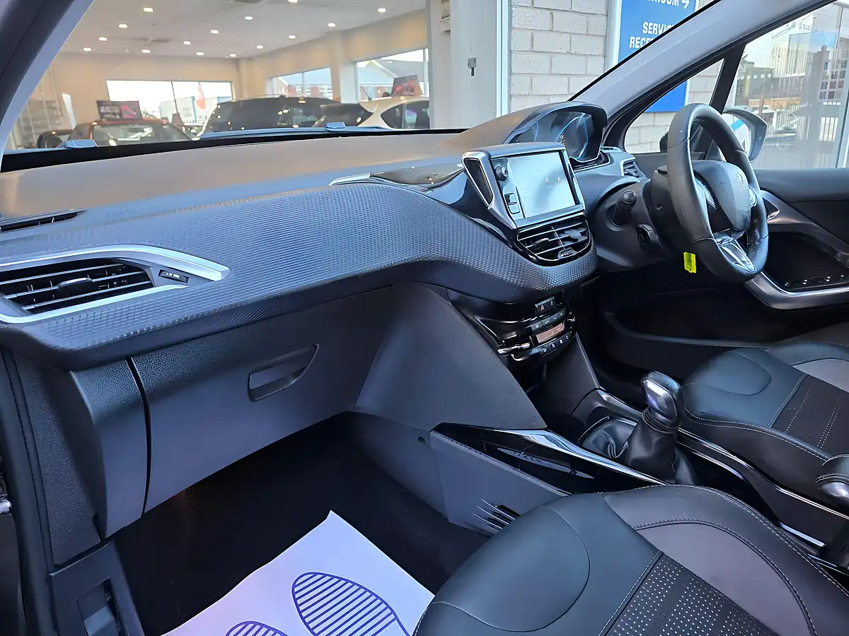 Used 2018 Peugeot 2008 Allure Black - Interior and Exterior details 6