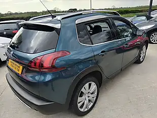 Used 2018 Peugeot 2008 Allure Green - Interior and Exterior details 13
