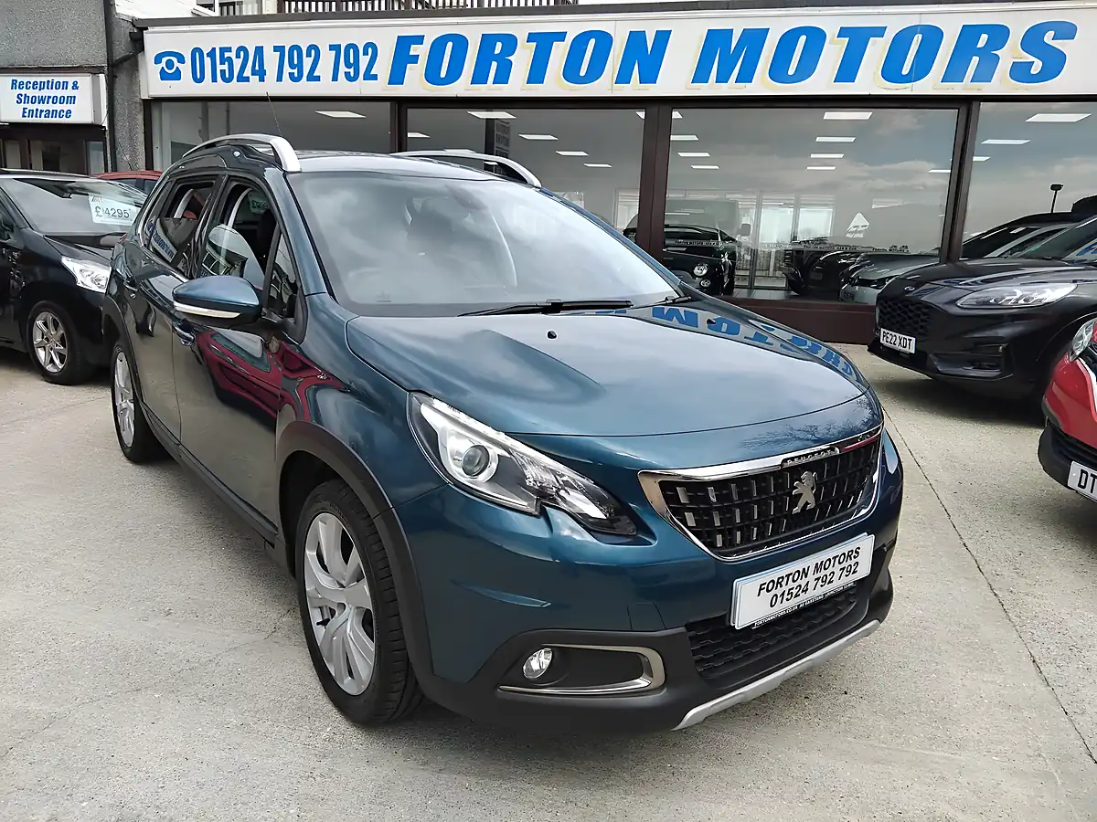 Used 2018 Peugeot 2008 Allure Green - Interior and Exterior details 2