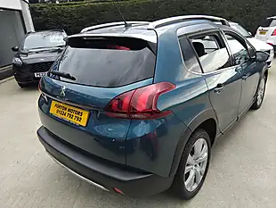 Used 2018 Peugeot 2008 Allure Green - Interior and Exterior details 8