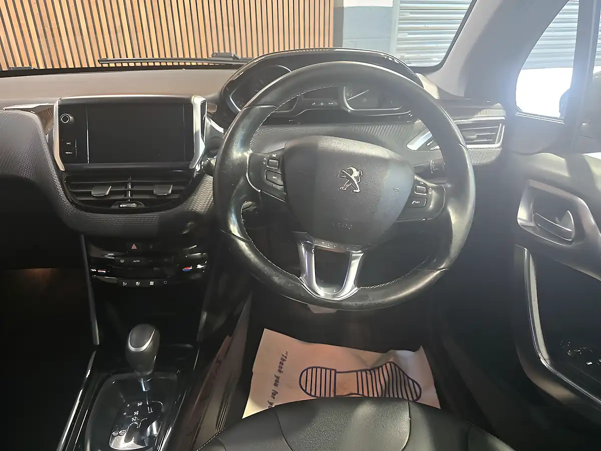 Used 2018 Peugeot 2008 Allure Grey - Interior and Exterior details 12