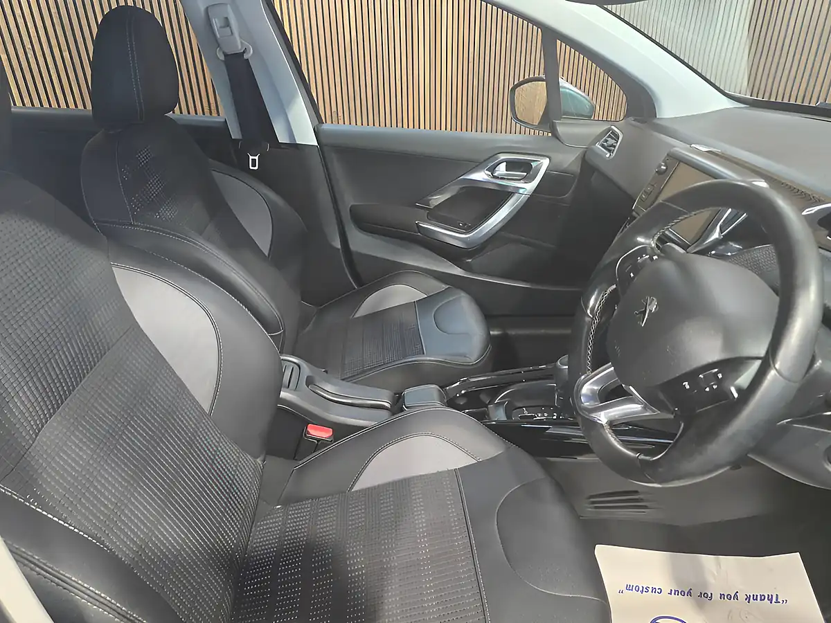 Used 2018 Peugeot 2008 Allure Grey - Interior and Exterior details 15