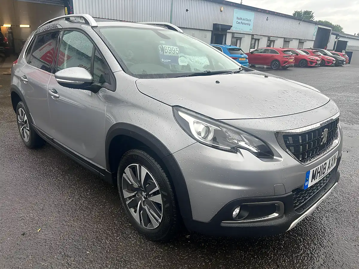 Used 2018 Peugeot 2008 Allure Grey - Interior and Exterior details 3