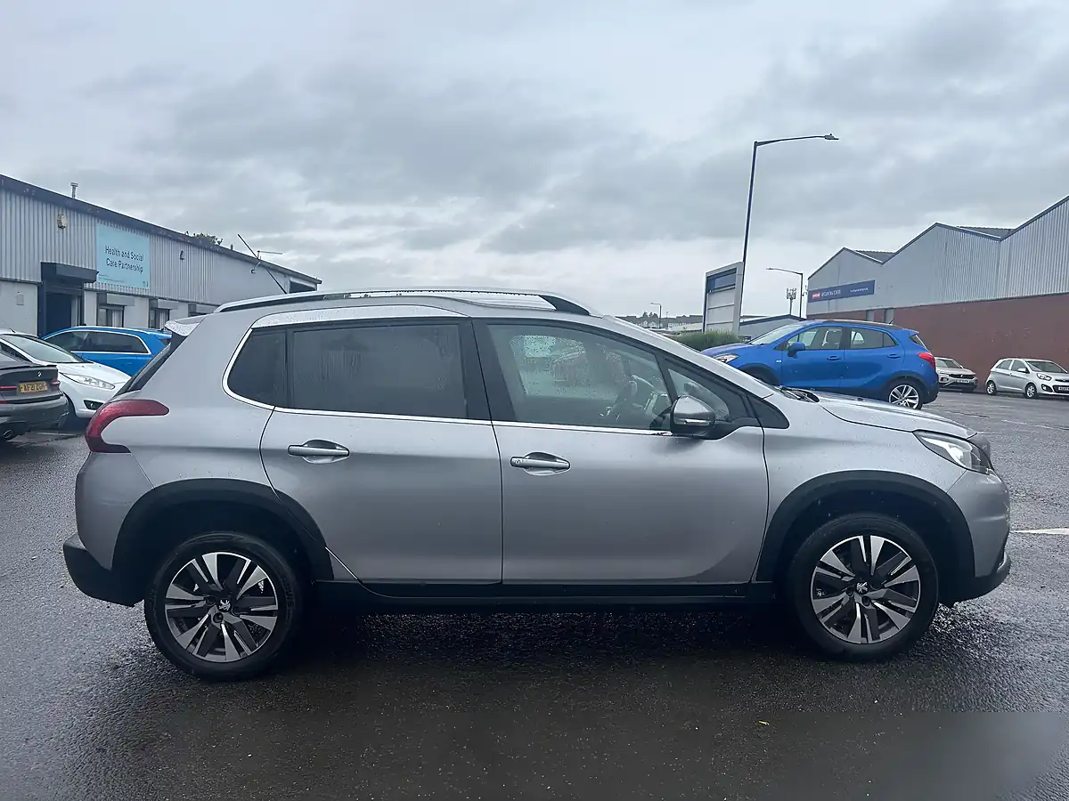 Used 2018 Peugeot 2008 Allure Grey - Interior and Exterior details 4