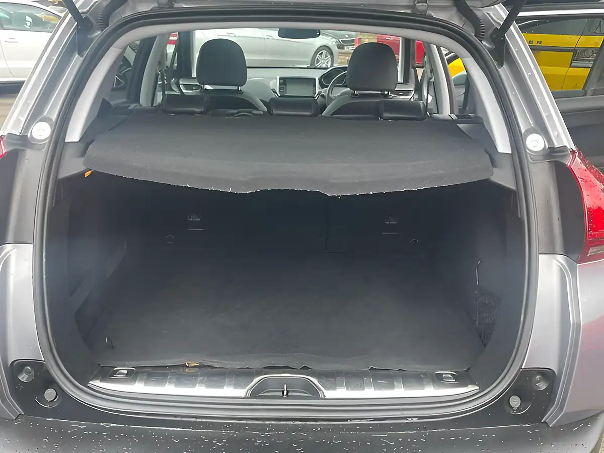 Used 2018 Peugeot 2008 Allure Grey - Interior and Exterior details 14