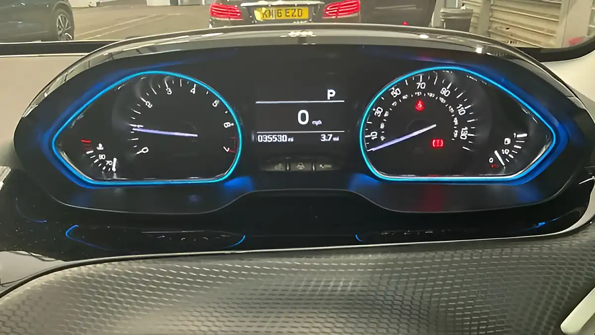 Used 2018 Peugeot 2008 Allure Grey - Interior and Exterior details 11