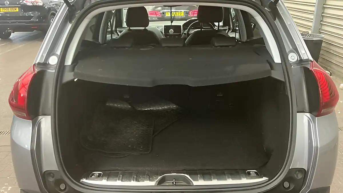 Used 2018 Peugeot 2008 Allure Grey - Interior and Exterior details 12