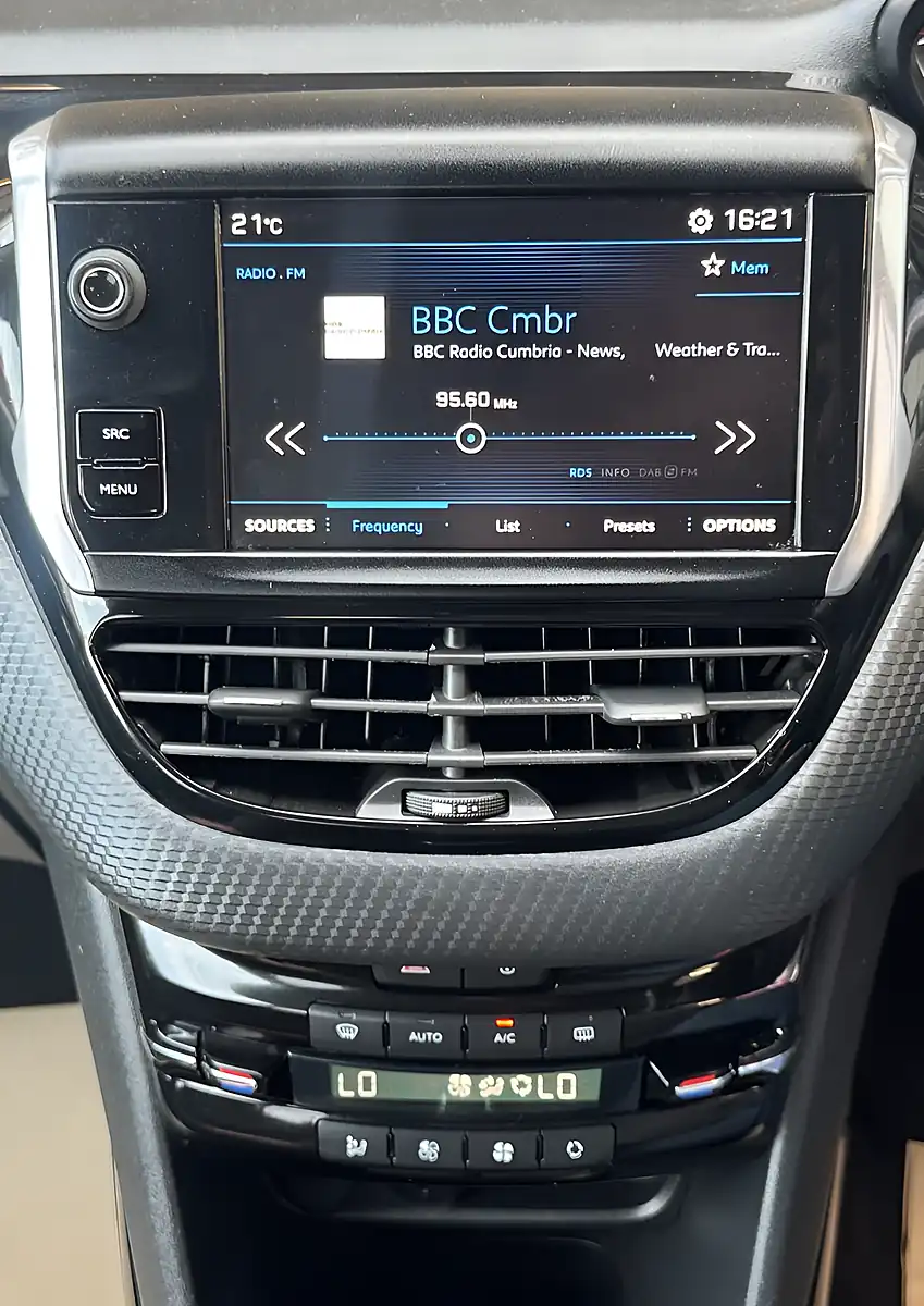 Used 2018 Peugeot 2008 Allure Grey - Interior and Exterior details 15