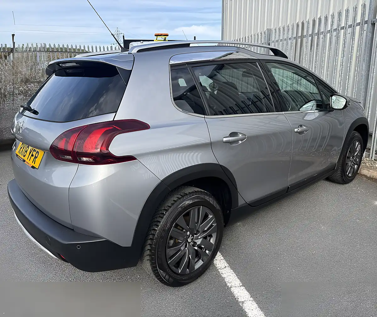 Used 2018 Peugeot 2008 Allure Grey - Interior and Exterior details 5