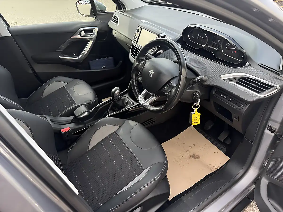 Used 2018 Peugeot 2008 Allure Grey - Interior and Exterior details 9