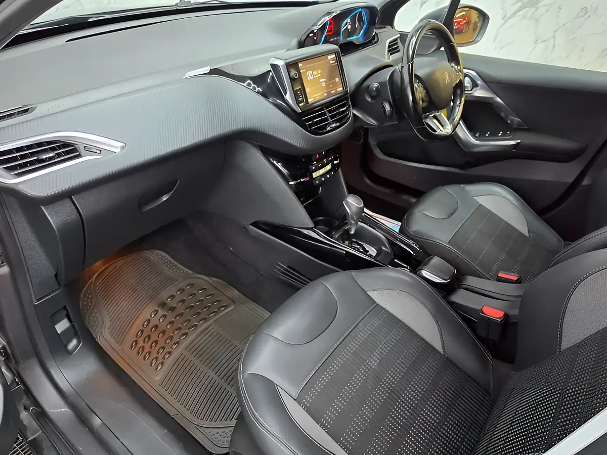 Used 2018 Peugeot 2008 Allure Grey - Interior and Exterior details 11