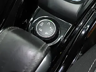 Used 2018 Peugeot 2008 Allure Grey - Interior and Exterior details 15