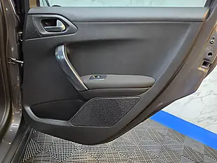 Used 2018 Peugeot 2008 Allure Grey - Interior and Exterior details 17