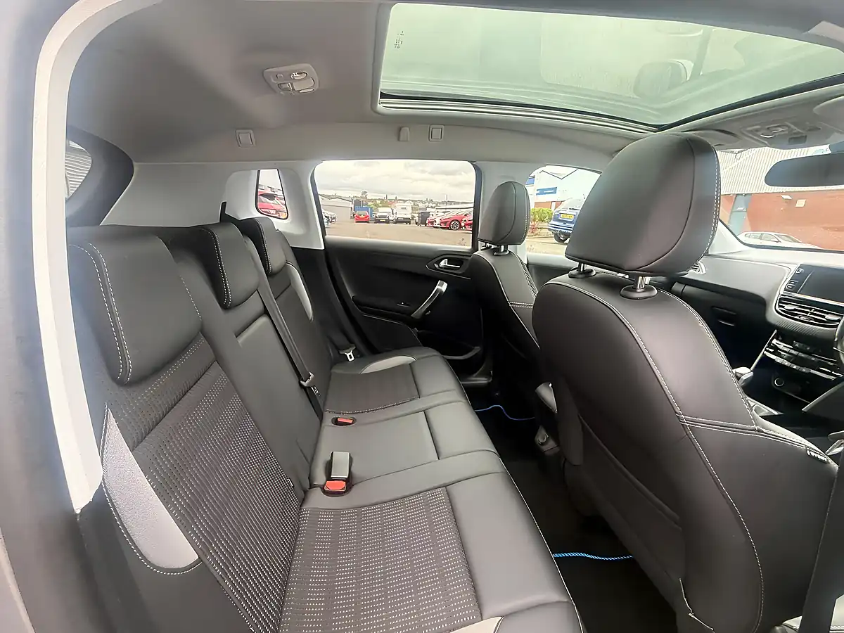 Used 2018 Peugeot 2008 Allure Premium Grey - Interior and Exterior details 11