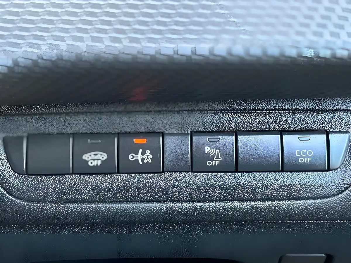 Used 2018 Peugeot 2008 Allure Premium Grey - Interior and Exterior details 13