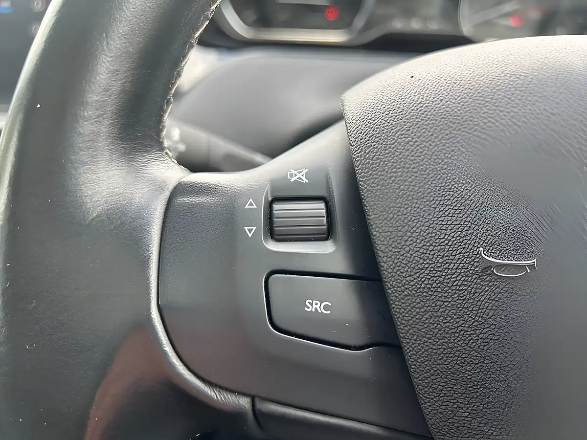 Used 2018 Peugeot 2008 Allure Premium Grey - Interior and Exterior details 12