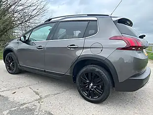 Used 2018 Peugeot 2008 Allure Premium Grey - Interior and Exterior details 6