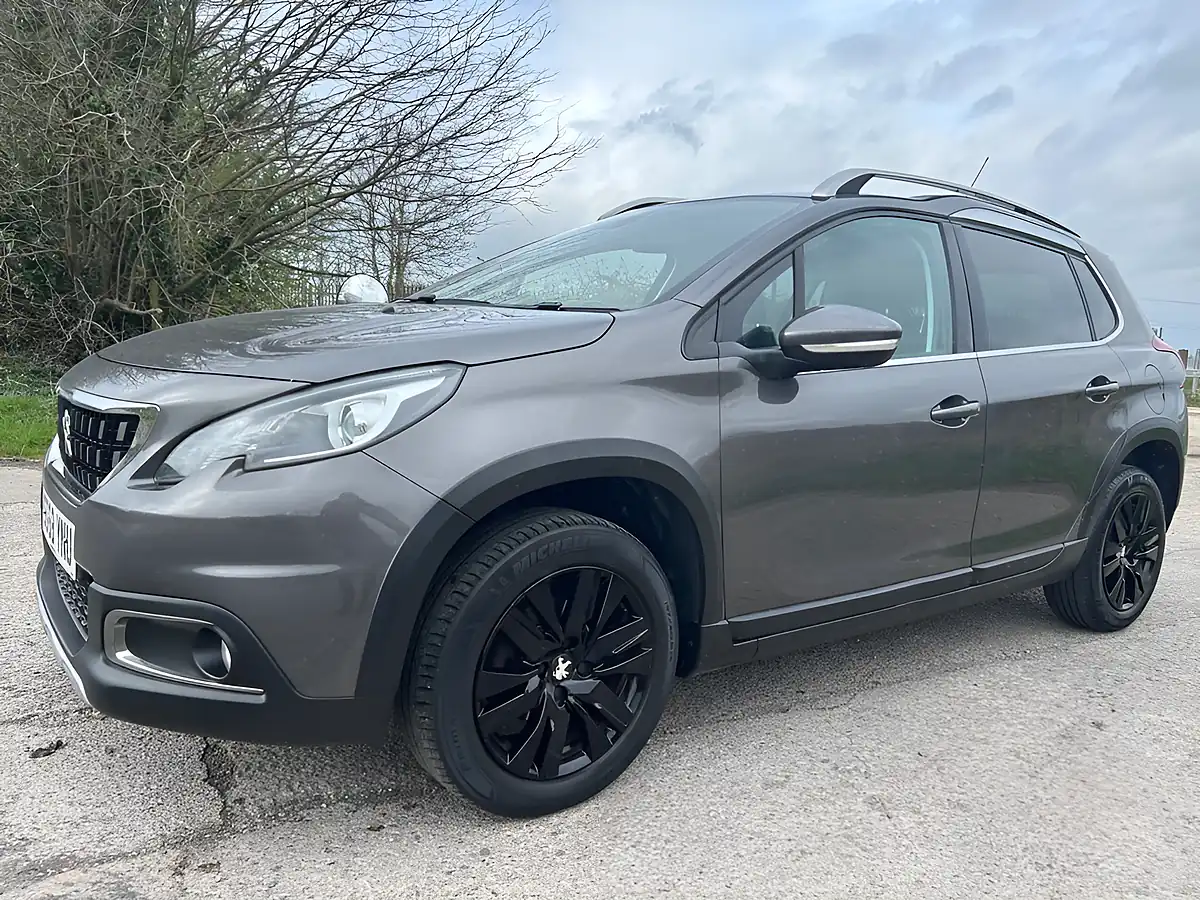 Used 2018 Peugeot 2008 Allure Premium Grey - Interior and Exterior details 8