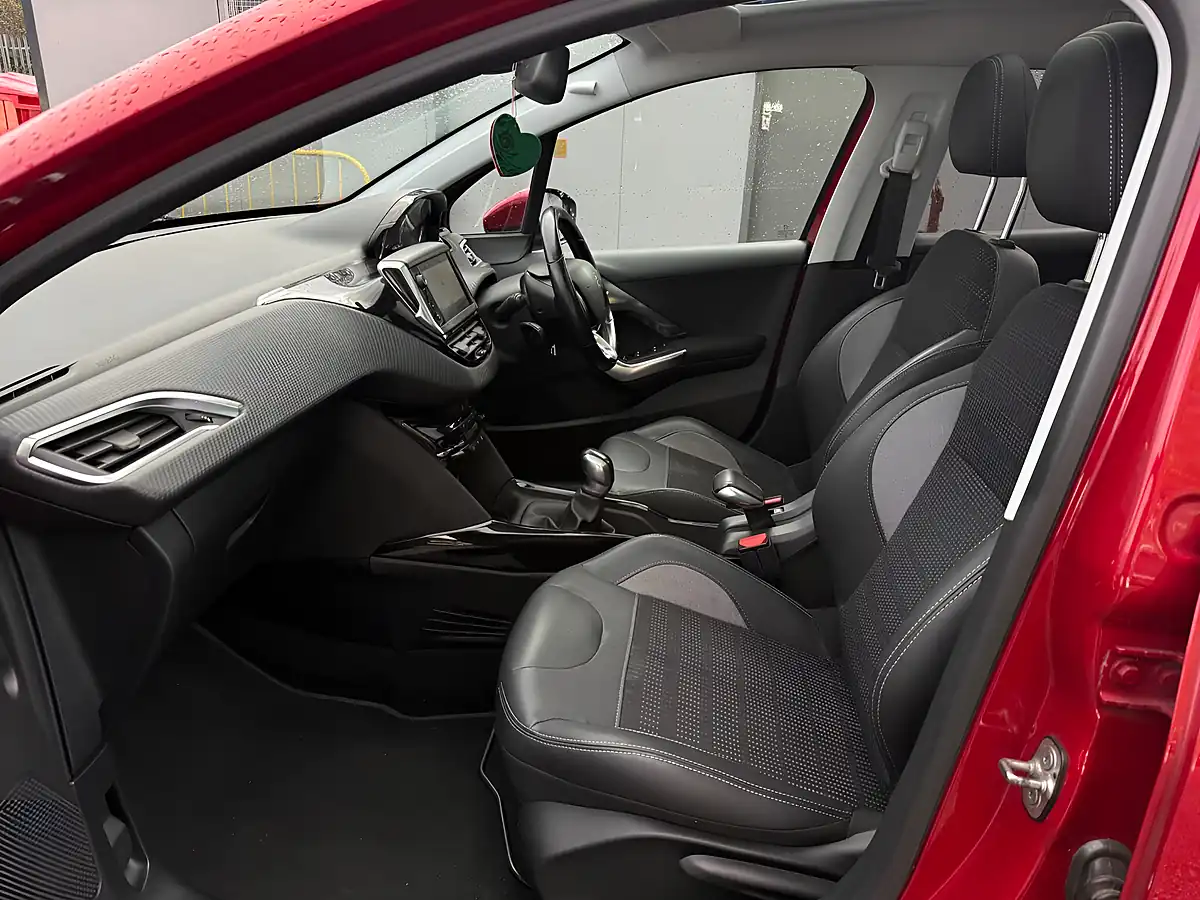 Used 2018 Peugeot 2008 Allure Premium Red - Interior and Exterior details 11